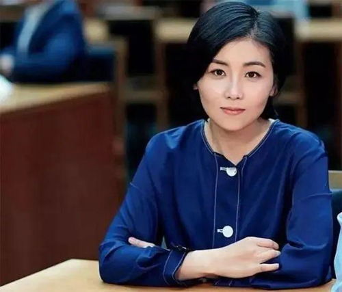 女演员戴230万耳环引质疑 官方介入