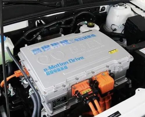 汽车5年电池多少钱一套(汽车电池五年更换费用解析，一套多少钱？