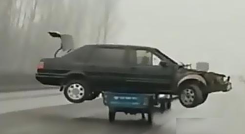 一般小汽车多少公里换车(一般小汽车多少公里换车的探讨)